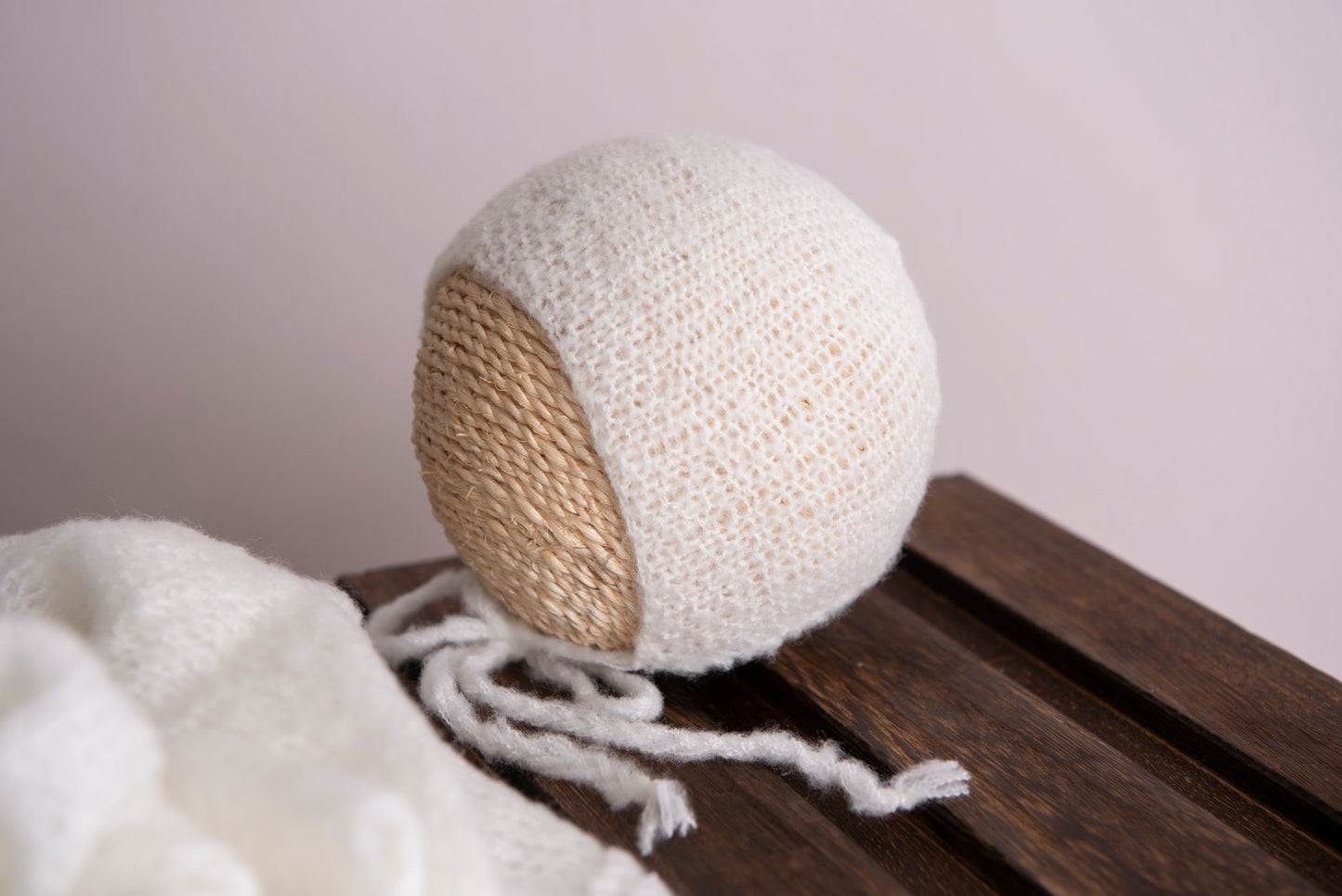 SET Smooth Mohair Bonnet and Wrap - White