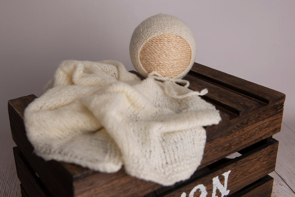 SET Smooth Mohair Bonnet and Wrap - Ivory