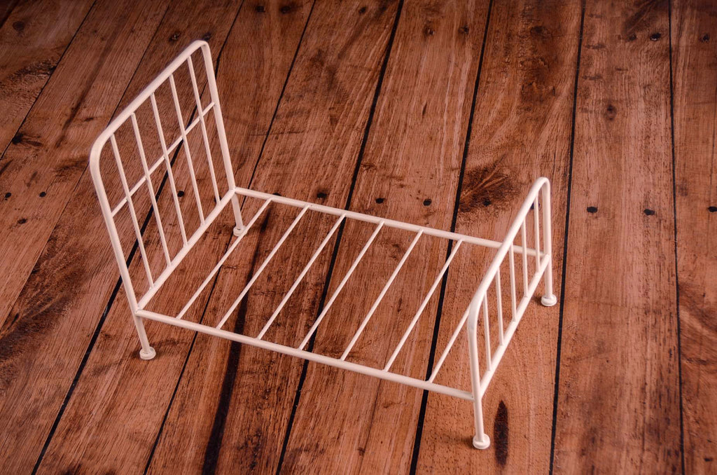 Vintage Bed - White Model 5-Newborn Photography Props