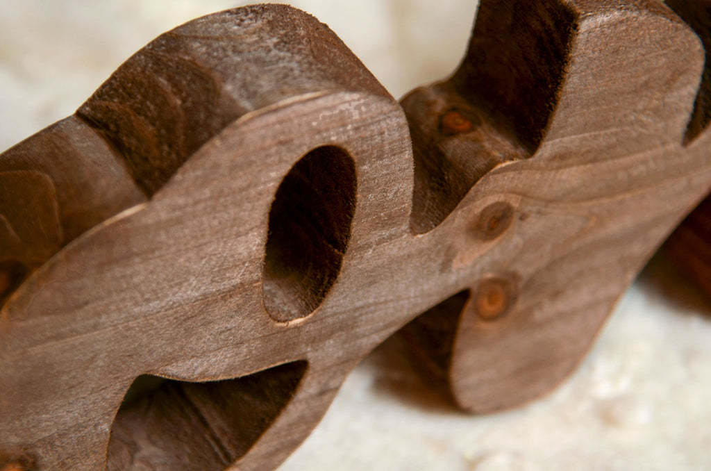 Wooden One - Script - Brown